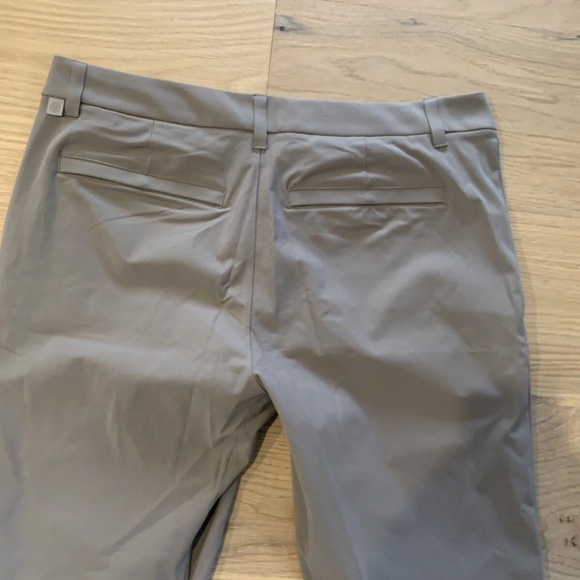 Lululemon ABC Classic Fit Trouser Warpstreme Mens Pants Size 34 - Picture 6 of 6